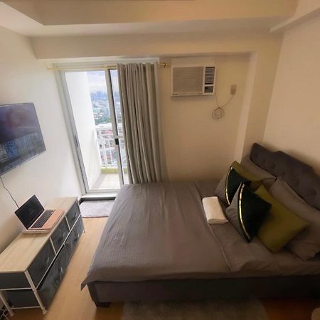 The Celandine By Dmci Homes Caloocan Exteriör bild