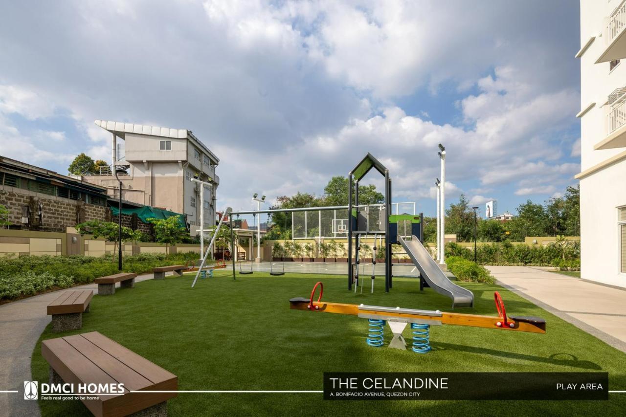 The Celandine By Dmci Homes Caloocan Exteriör bild