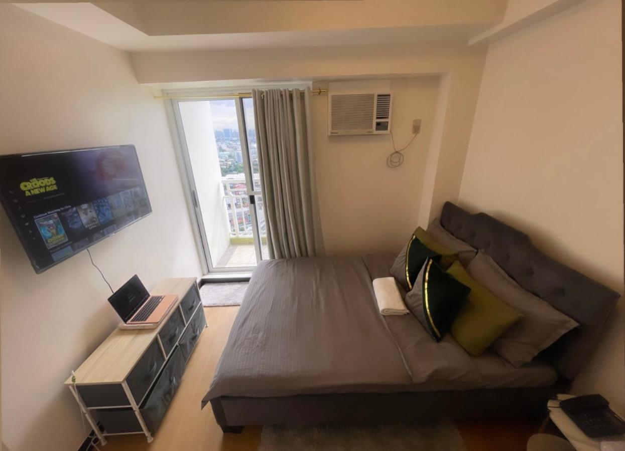 The Celandine By Dmci Homes Caloocan Exteriör bild