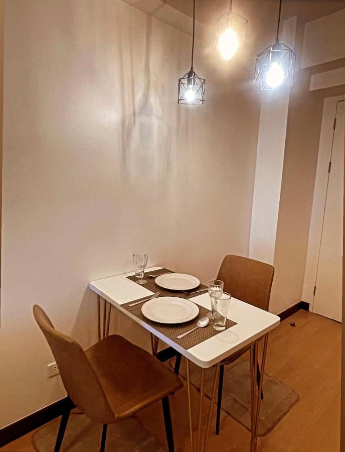 The Celandine By Dmci Homes Caloocan Exteriör bild